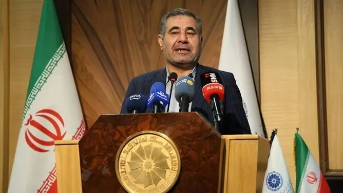 تشکل‌ها باید در سیاست‌گذاری نقش داشته باشند/وفاق به معنای تشکیل «دولت سهامی» نیست