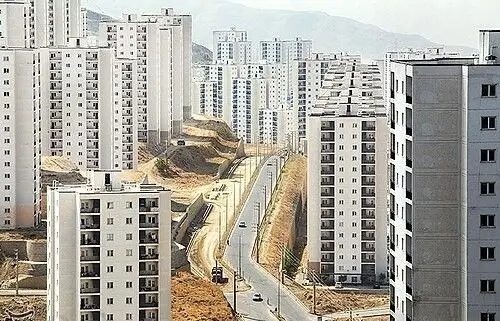 سیاست‌های اشتباه، بازار مسکن را به بحران ساختاری کشانده‌ است