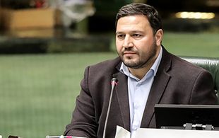 مخالفت مجلس با افزایش قیمت بنزین/نمی‌توان هم خودروی بی‌کیفیت داد و هم بنزین را گران کرد