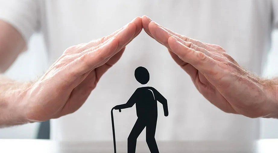 وعده رئیس کانون بازنشستگان: تعیین وضعیت بیمه تکمیلی تا آخر هفته + فیلم