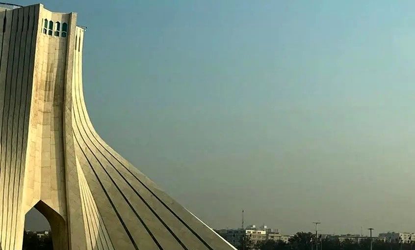 دولت و مجلس از انتقال پایتخت عقب نشستند/ طرح «تمرکززدایی» جایگزین انتقال پایتخت