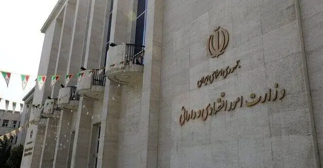 مناطق آزاد اولویت تأمین کالاهای اساسی و مواد اولیه؛ استمرار خدمات اقتصادی در شرایط اضطرار