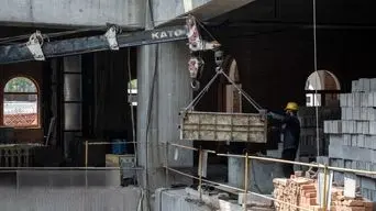 هشدار درباره افزایش حق بیمه کارگران ساختمانی/نیمی از کارگران از چرخه بیمه خارج می‌شوند