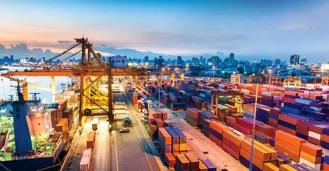 ۳۳ کشتی حامل کالاهای اساسی پشت سد ترخیص در بنادر کشور