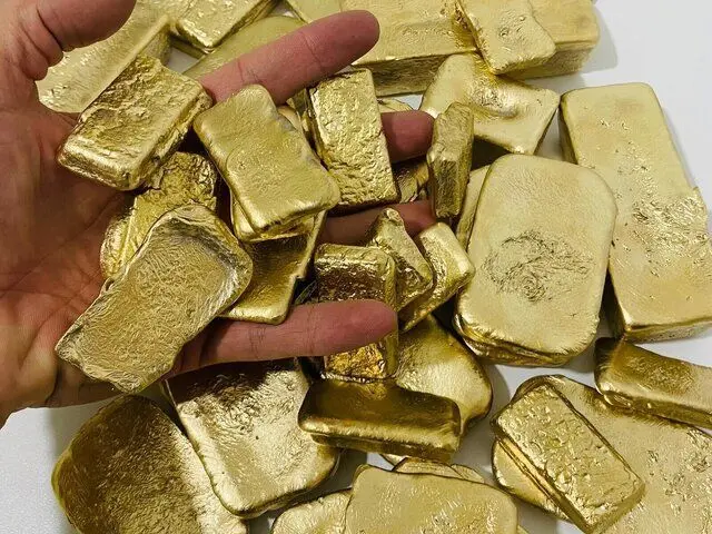 طلای آبشده؛ سرمایه‌گذاری پرریسک برای مردم عادی