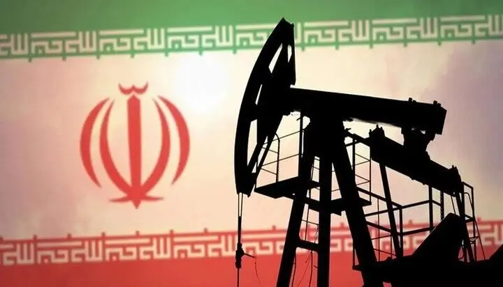 ادامه صادرات نفت ایران بی‌توجه به مکانیسم ماشه