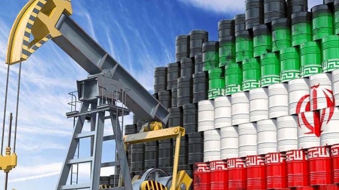 اختلال در صادرات نفت ایران به چین؛ افزایش ذخایر شناور و تأثیر تحریم‌های آمریکا