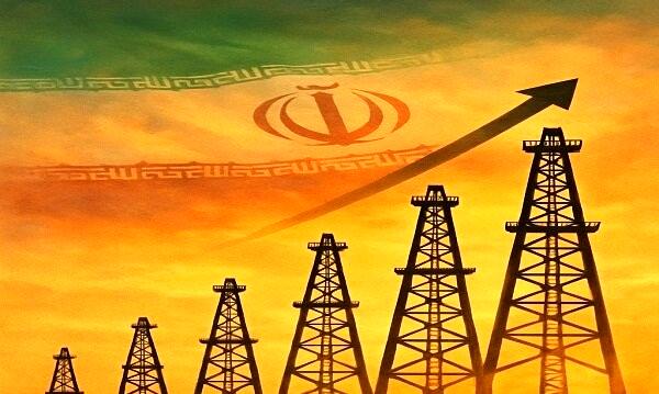 اقتصاد ایران هنوز در چنبره نفت/ رشد وابسته، توسعه معطل