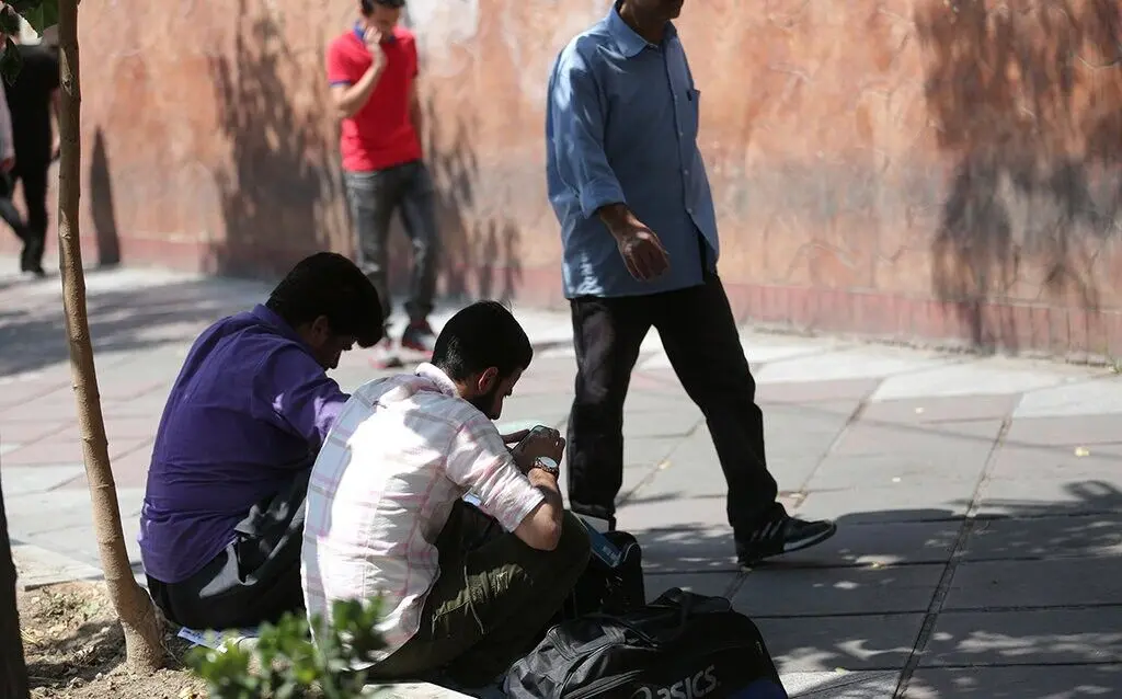 افزایش 2.9 میلیونی شاغلان ناقص در زمستان 1404؛ زنگ خطر فقر پنهان در بازار کار ایران