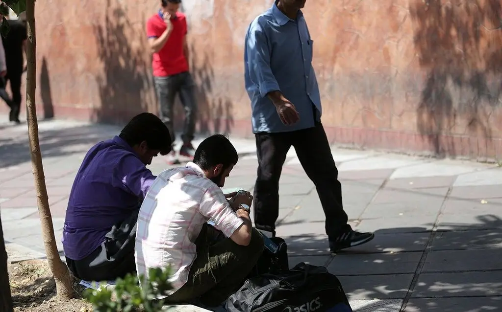 افزایش 2.9 میلیونی شاغلان ناقص در زمستان 1404؛ زنگ خطر فقر پنهان در بازار کار ایران