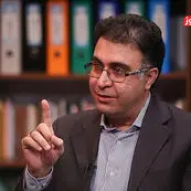 تثبیت بلندمدت نرخ ارز، استقلال پولی ایران را تهدید می‌کند
