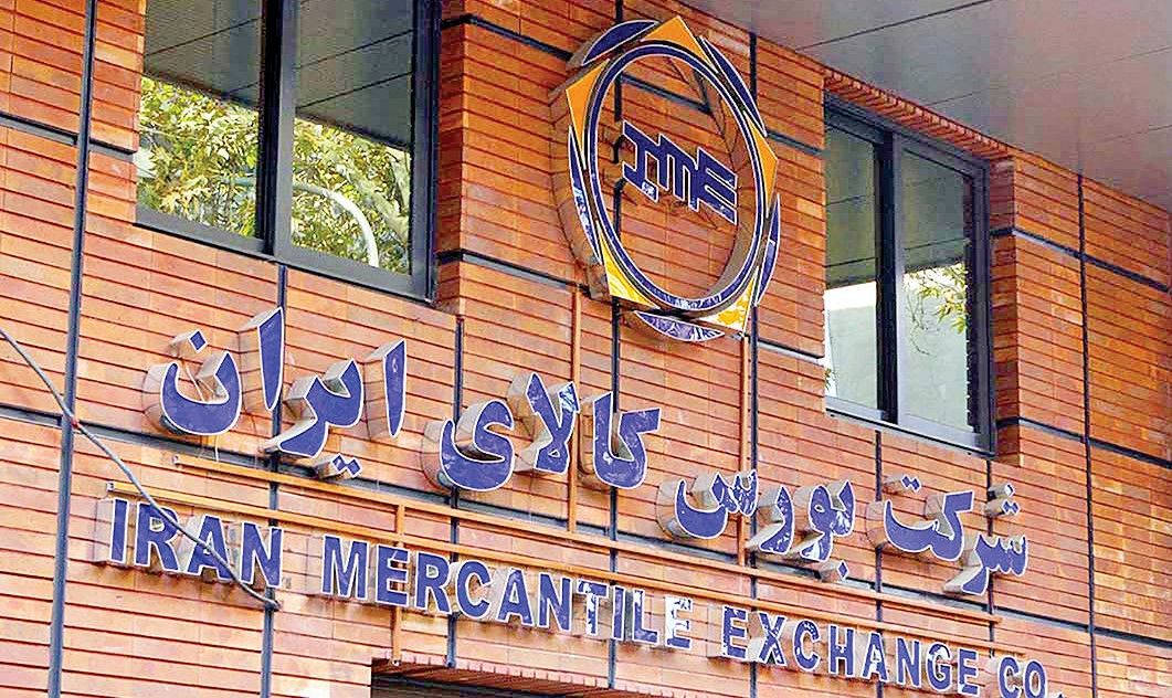 اولین خودرو از مسیر گواهی سپرده تحویل شد/ آغاز فصل تازه معاملات شفاف در بازار خودرو