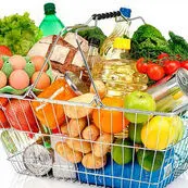 کالاهای اساسی در بازار فراوان است؛ اما تولیدکنندگان زیر بار زیان کمر خم کرده‌اند