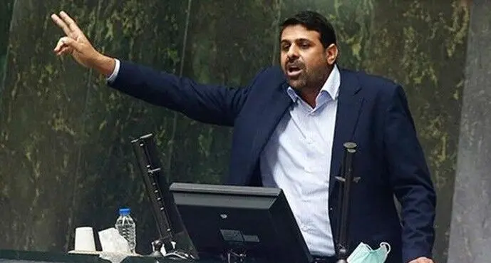 انتقاد نماینده تهران از تعلل دولت در اجرای کالابرگ و بی‌توجهی به معیشت کارگران