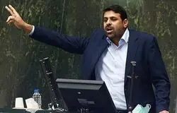 انتقاد نماینده تهران از تعلل دولت در اجرای کالابرگ و بی‌توجهی به معیشت کارگران