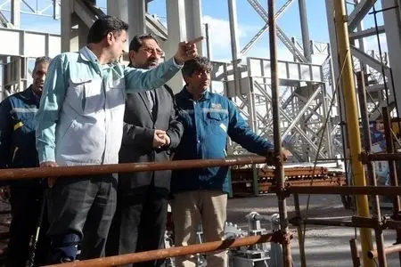 بازدید وزیر صمت از فولاد مبارکه پس از حمله آمریکایی-صهیونیستی/ دستور رسیدگی فوری به کارگران مصدوم