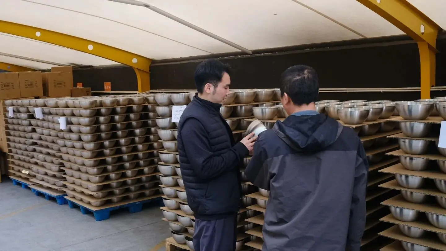 داستان تحول یک کارخانه تولید ظروف آشپزخانه در چین