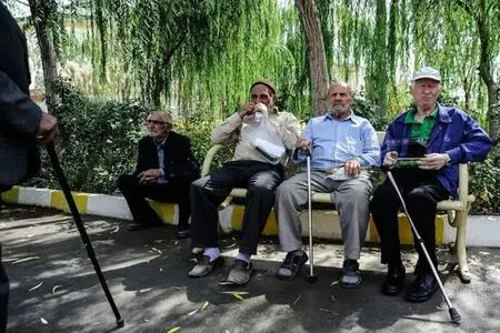 آغاز پرداخت هزینه‌های درمانی بازنشستگان کشوری پس از تأمین منابع بیمه تکمیلی