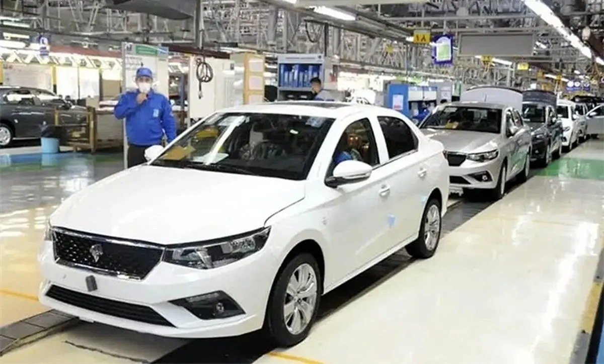 تکذیب افزایش قیمت ایران خودرو توسط وزارت صمت/قیمت‌گذاری جدید فاقد مجوز قانونی است