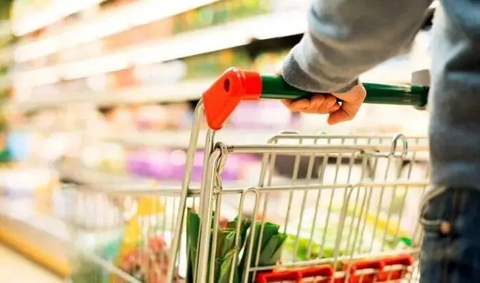 بسته جدید اقتصادی در راه است/تمرکز دولت بر تقویت معیشت خانوارها