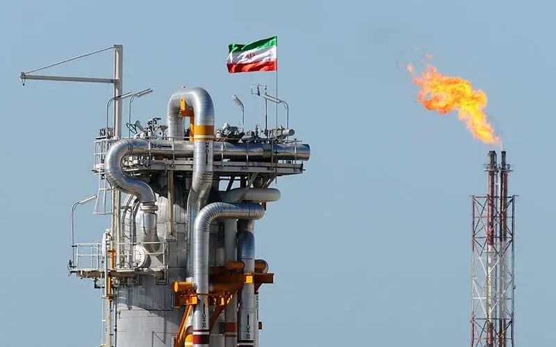 نقشه راه انرژی ایران در بزنگاه پساجنگ/محصولات خودروسازی کشور  در رقابت جهانی جایگاهی ندارند