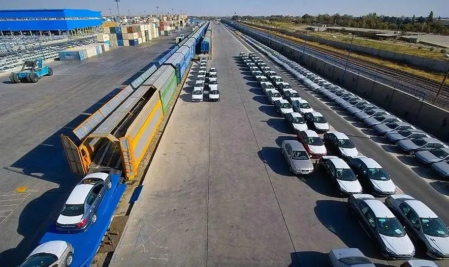آغاز ترخیص واردات خودرو از بندر خشک آپرین/۶ هزار دستگاه در صف انتقال+فیلم