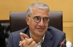 نوسانات ارزی نیازمند اصلاح فوری سیاست‌های ارزی دولت و بانک مرکزی