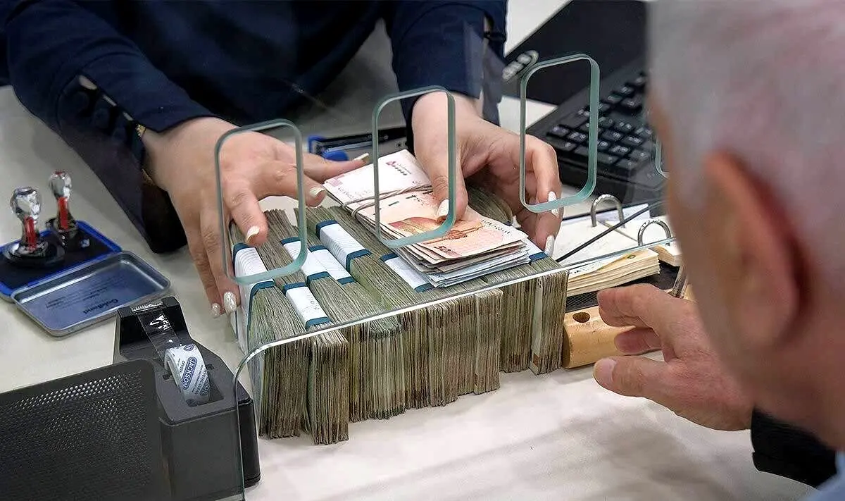 زنگ خطر تمرکز تسهیلات بانکی/۱۰۰ شرکت نیمی از منابع را بلعیدند