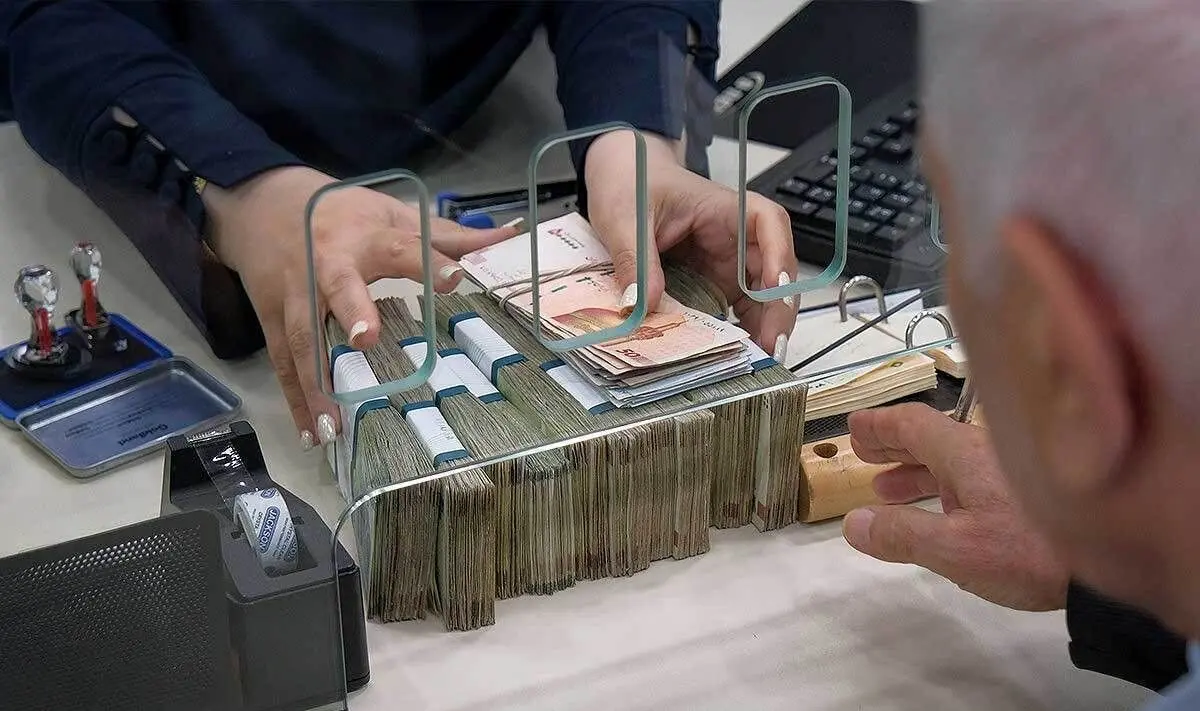 زنگ خطر تمرکز تسهیلات بانکی/۱۰۰ شرکت نیمی از منابع را بلعیدند