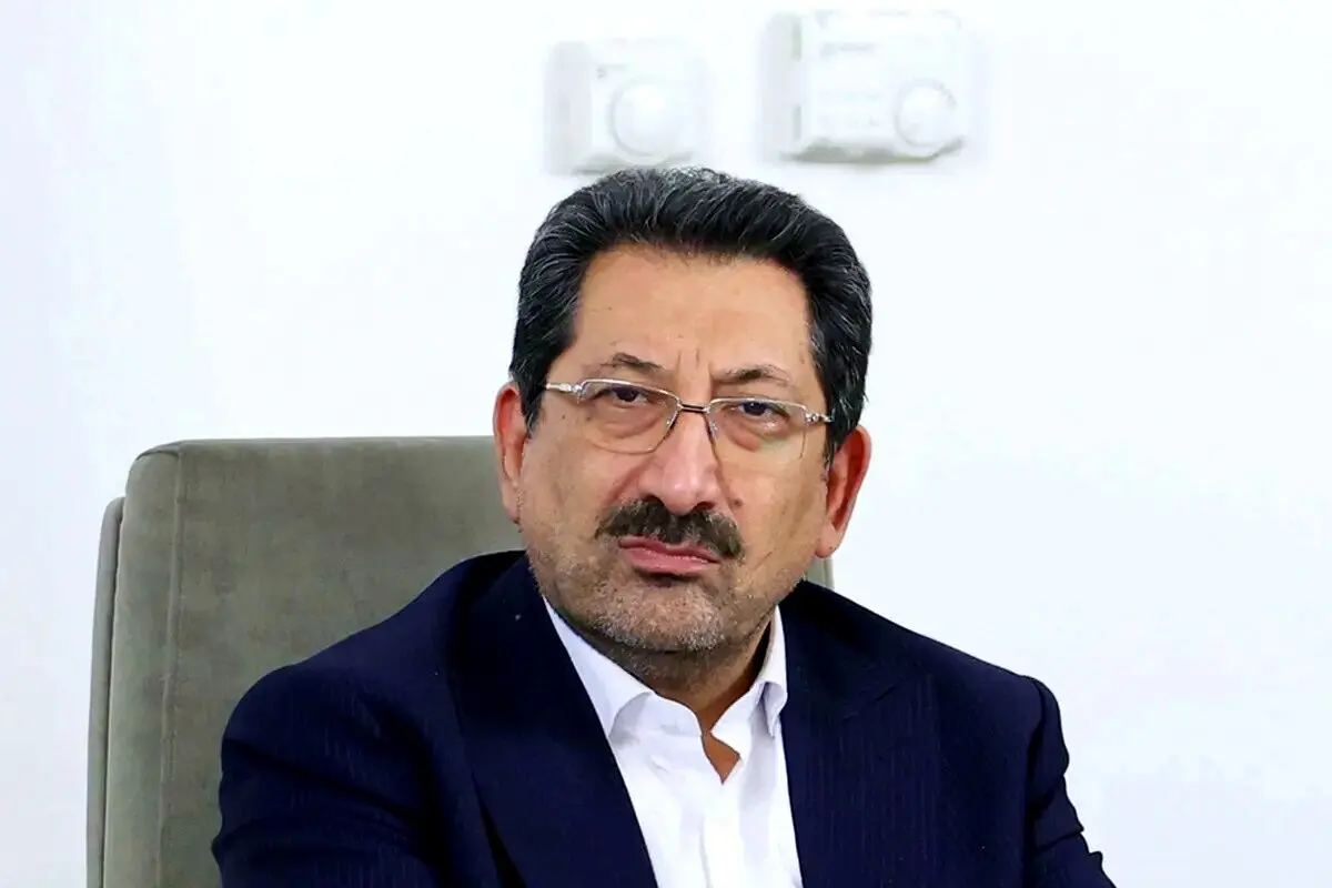 گلایه وزیر صمت از اجرا نشدن مصوبه حمایتی صنایع؛ فشار مالیاتی بر تولیدکنندگان افزایش یافت