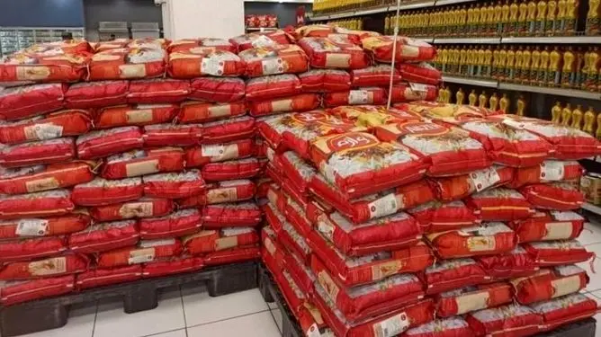 ترخیص ۶۰ هزار تن برنج وارداتی بدون مانع اداری/بازار زیر ذره‌بین نظارت پسینی