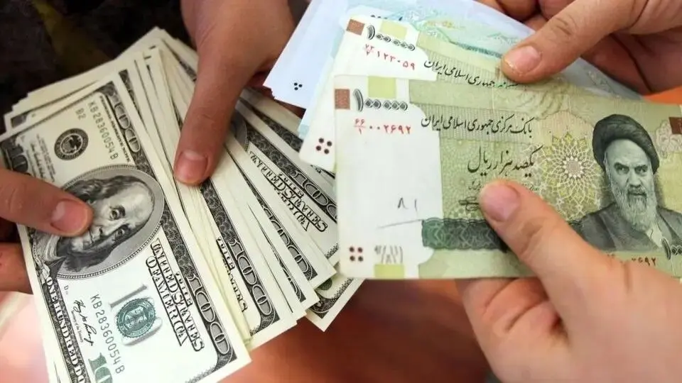 گسترش شبکه بانکی برای توزیع ارز رسمی/برنامه بانک مرکزی برای مهار بازار غیررسمی و اصلاح نظام ارزی