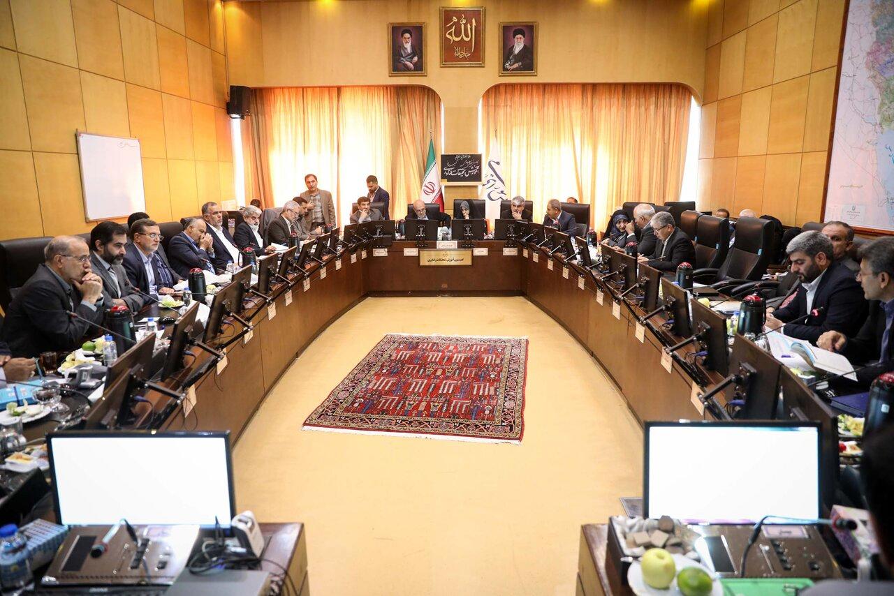 وزارت آموزش و پرورش و سازمان فنیوحرفهای در اجرای برنامه هفتم عقب ماندند