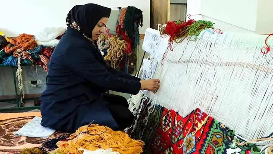 تمرکز دولت بر توسعه مشاغل خانگی/راهبرد جدید برای تقویت معیشت خانوارها