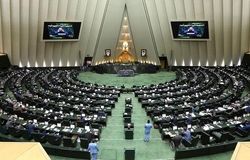 فریاد سایبری در بهارستان/مردم از اینترنت عادی محروم‌؛ سود میلیاردی فیلترشکن‌ها 