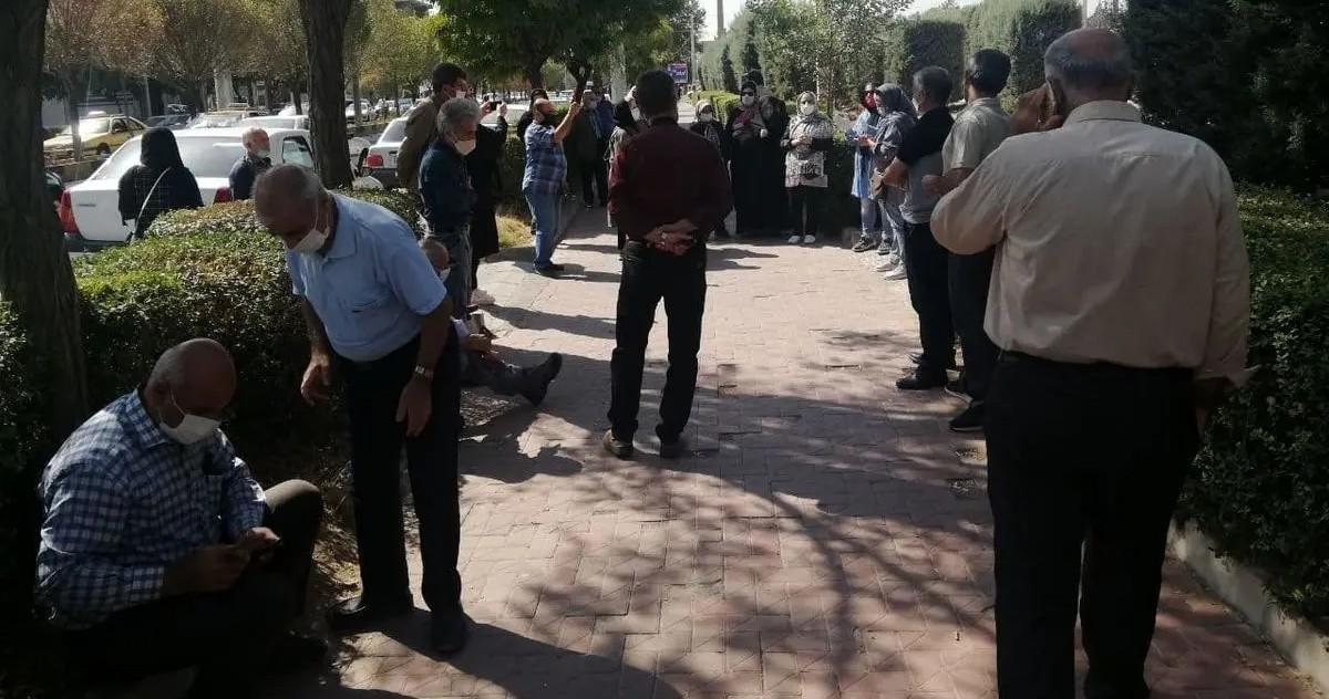 بازنشستگان اهواز خواستار استقلال تأمین اجتماعی از دولت شدند