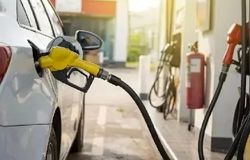 سهمیه بنزین روی کارت بانکی/ آیا زیرساخت‌ها آماده هستند؟