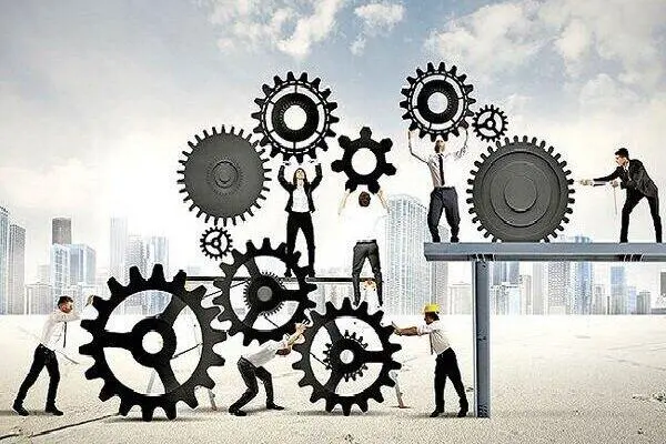 ریزش ۱.۴ میلیون شغل در سایه رشد منفی اقتصاد؛ راهکار نجات بنگاه‌ها چیست؟