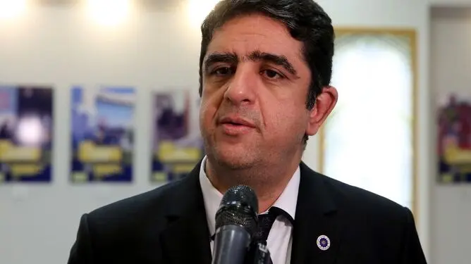 اتاق بازرگانی: بوروکراسی و امضاهای طلایی مانع بازسازی اقتصاد پساجنگ است