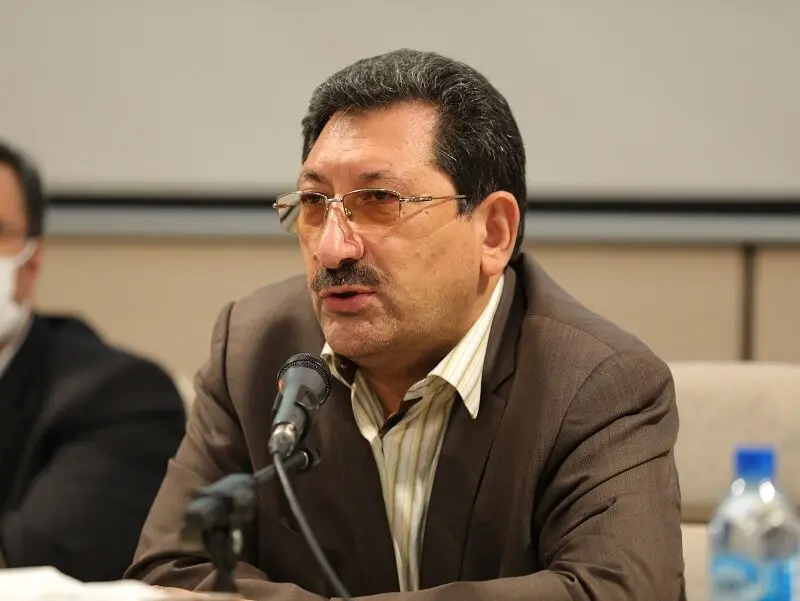 نوسازی صنایع آسیب‌دیده با شتاب آغاز شد/تأمین اقلام پتروشیمی از طریق بورس کالا
