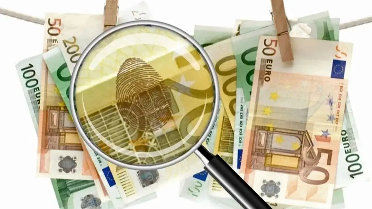 ابلاغ دستورالعمل جدید مبارزه با پولشویی و تأمین مالی تروریسم به دستگاه‌ها