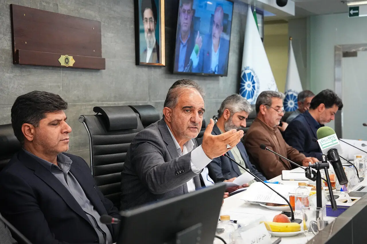 مطالبات تولیدکنندگان صنایع غذایی روی میز دولت/مجلس خواستار تسویه فوری بدهی‌ها شد