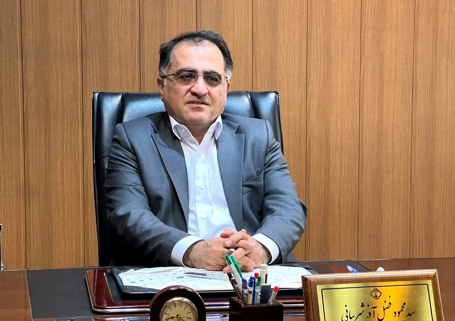 هجوم فروشنده‌ها به بازار طلا در پی سقوط اونس و دلار/ مهاجرت نقدینگی از صندوق‌های حمایتی به بورس