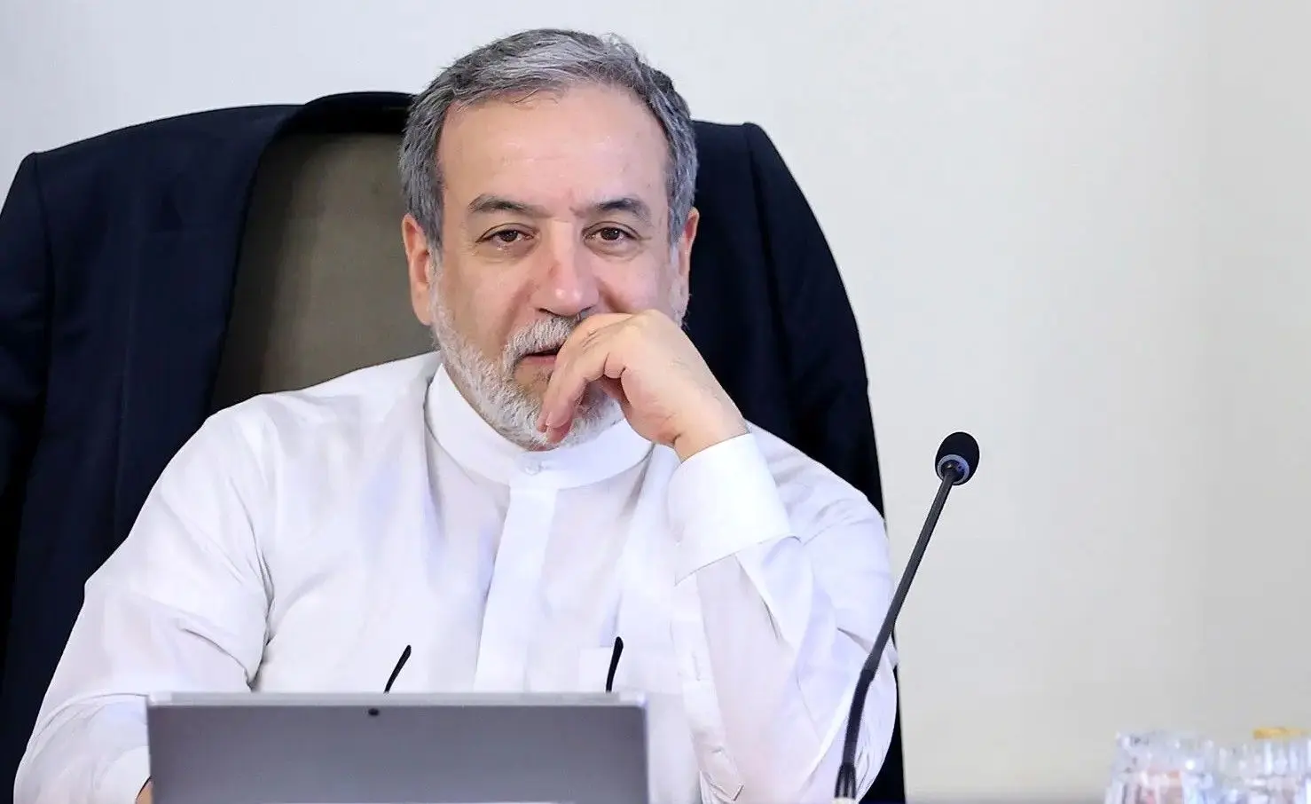 بازگشایی کامل تنگه هرمز تا پایان آتش‌بس 