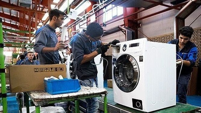 هشدار نسبت به بحران اشتغال در نیمه دوم سال/صادرات به کشورهای منطقه و مشکلات بازگشت ارز